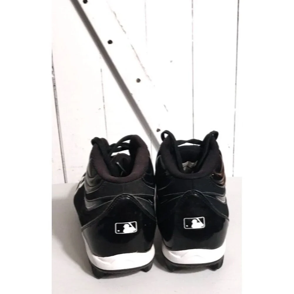 Under Armor Black Baseball Cleats, Men's Size 11.5 Med